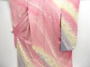 銀通し　絞り桜模様刺繍振袖